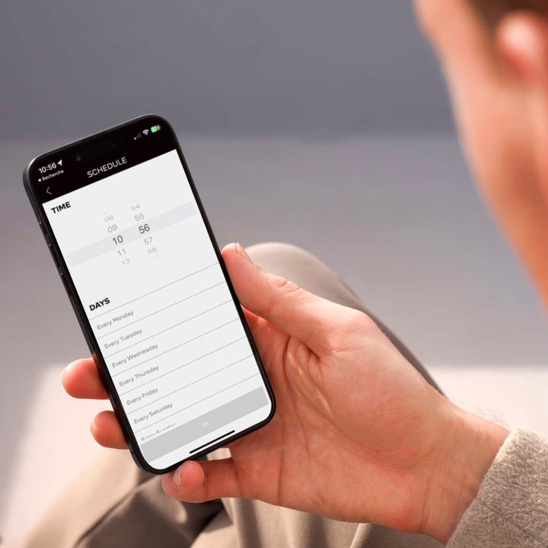 Mann mit Smartphone