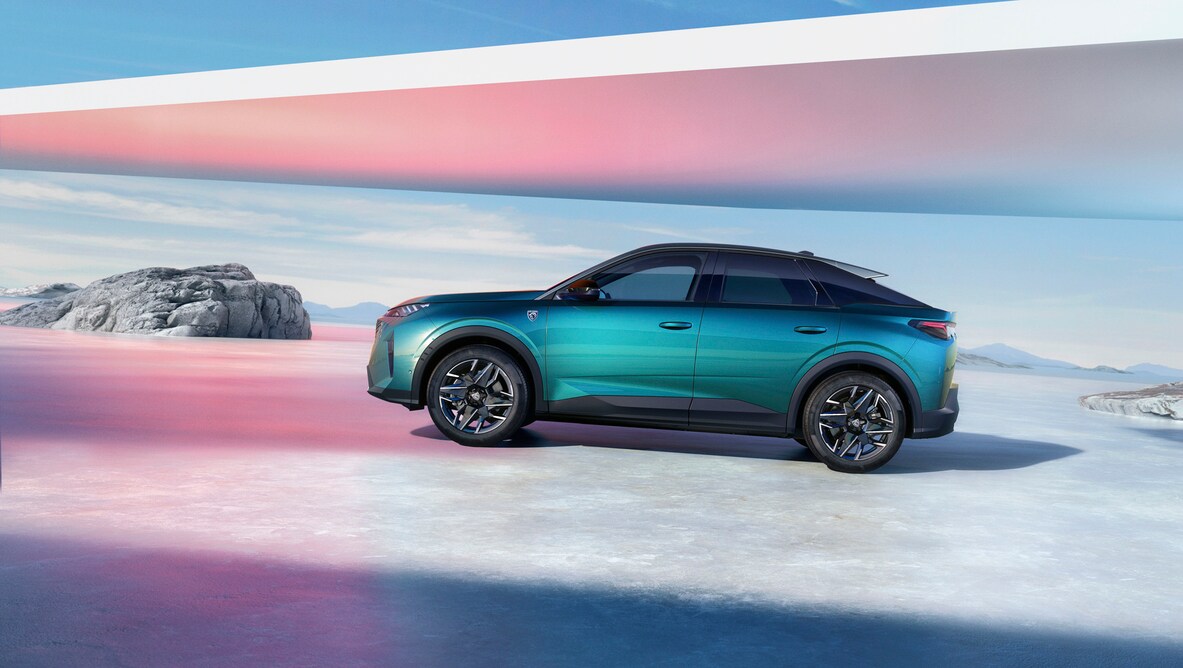 NEW PEUGEOT 3008 HYBRID
