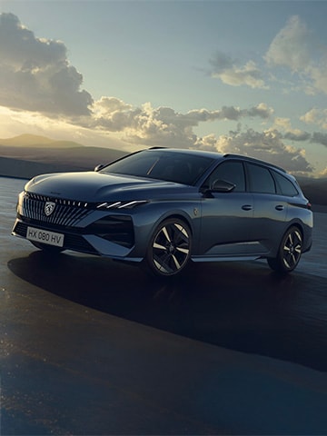 New PEUGEOT E-308 SW front view