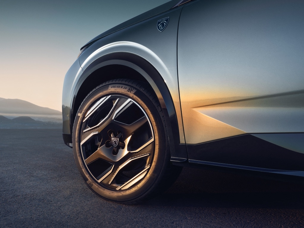 Die Felgen des neuen PEUGEOT E-5008