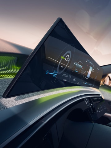 PEUGEOT E-5008 schwebendes Panoramadisplay