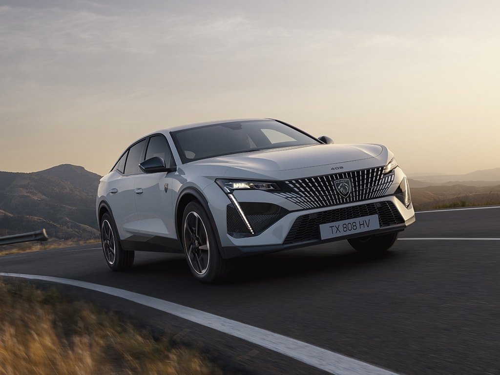 Der neue PEUGEOT E-408