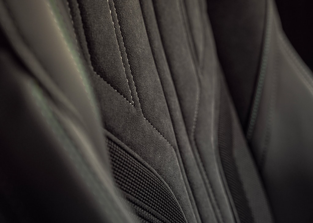 Neuer PEUGEOT E-408 mit i-Cockpit®