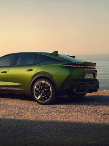 Neuer PEUGEOT 408 Silhouette